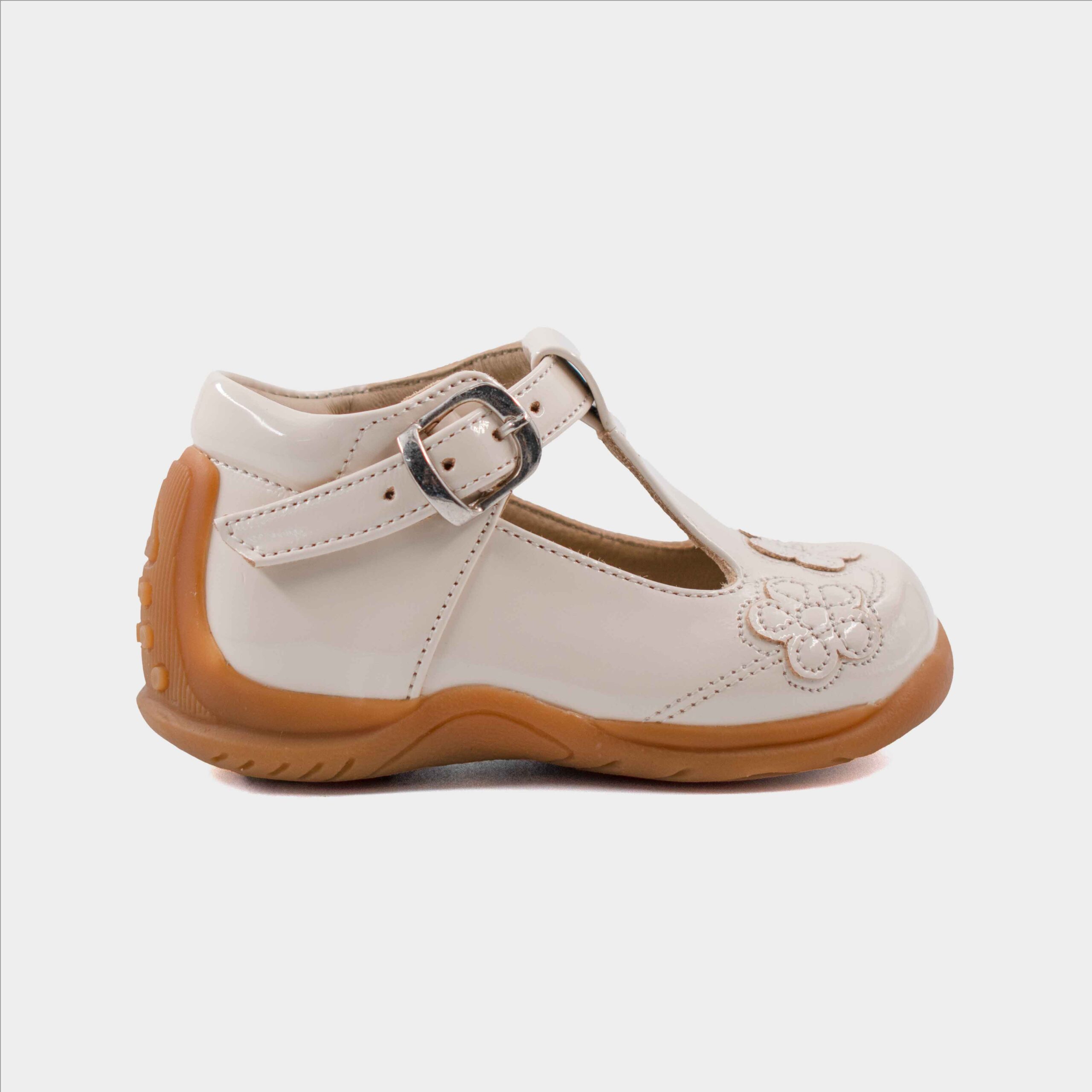 Zapato Pibe Beige Charol 2422