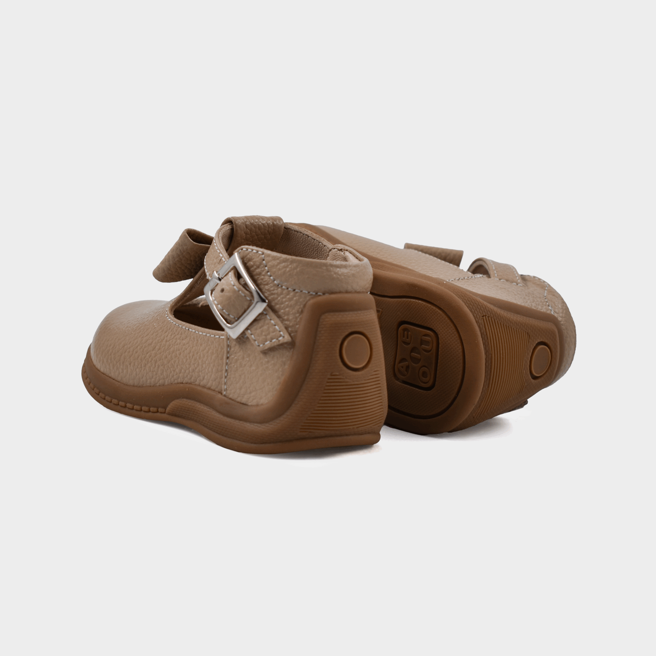 Zapato Pibe Beige Alicia - Image 3