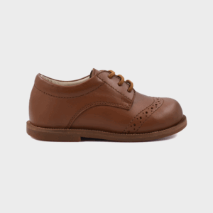 zapato de cuero marron para niño en peru