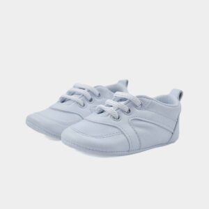 zapato blanco para bebe