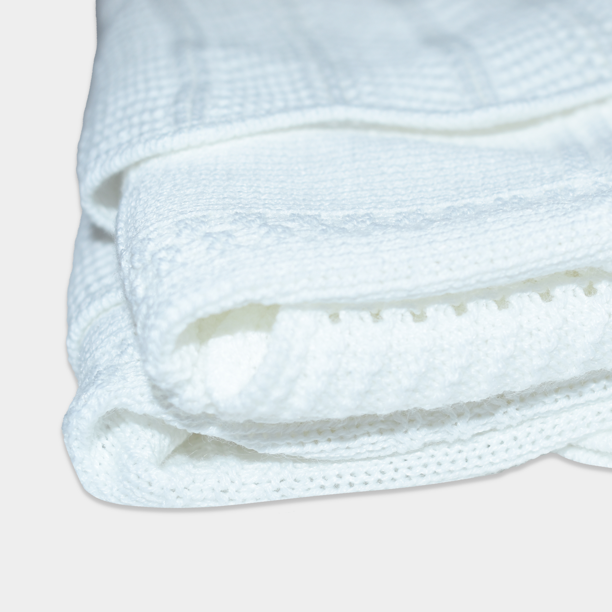 COLCHA-DE-HILO-RISUEÑO-BLANCO-ST-2